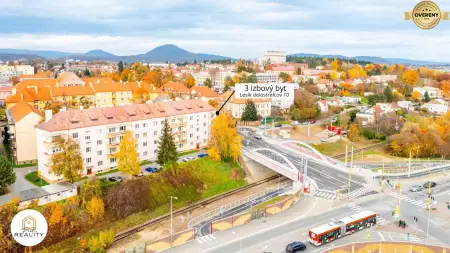 Unikátny, tehlový 3i byt v centre s garážou, 2 balkónmi a TOP výhľadom - 2