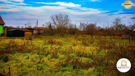 Predaj veľkorysého pozemku vo Veľkej Ide - 7